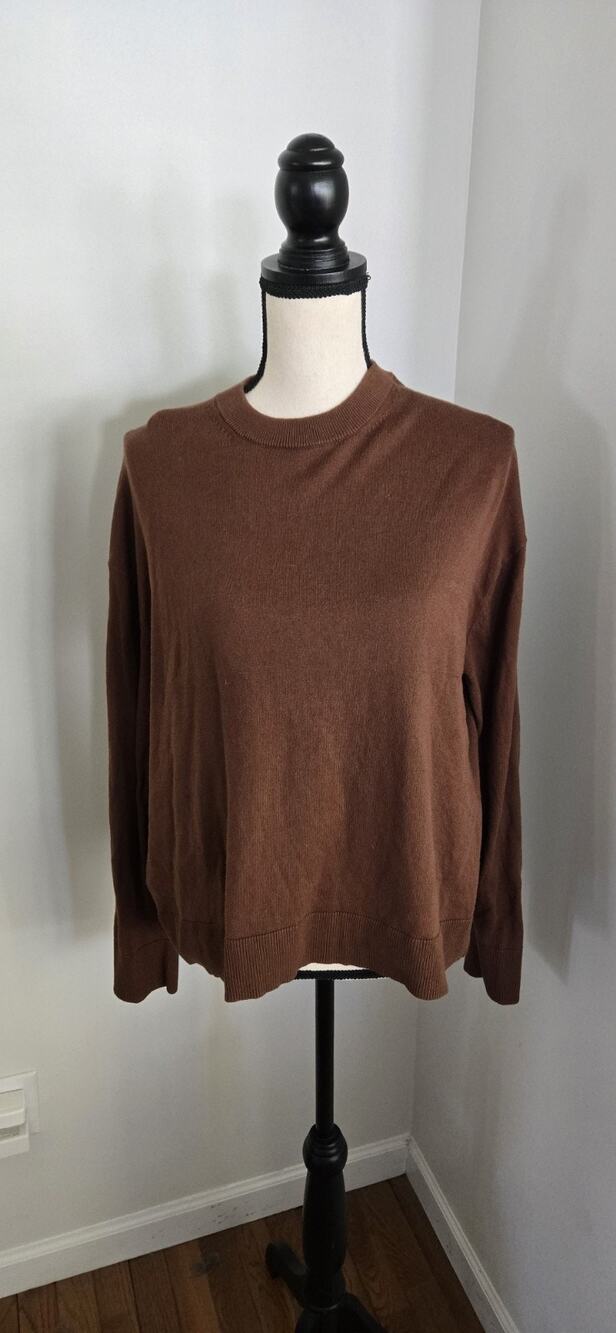 lululemon Brown Solid Crew Neck Knit Pullover Sweater Long Sleeve Womens 8